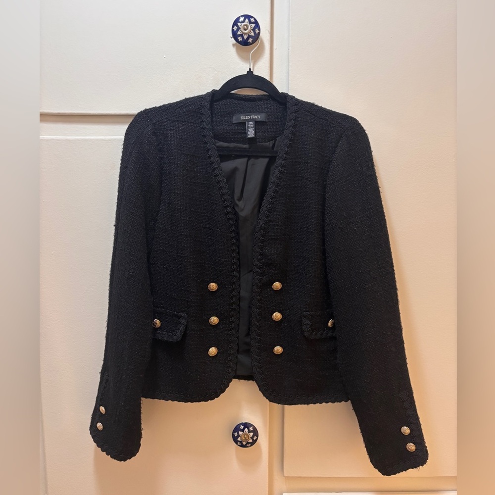 Ellen Tracy Black Bouclé Blazer with Gold Buttons - Picture 4 of 4